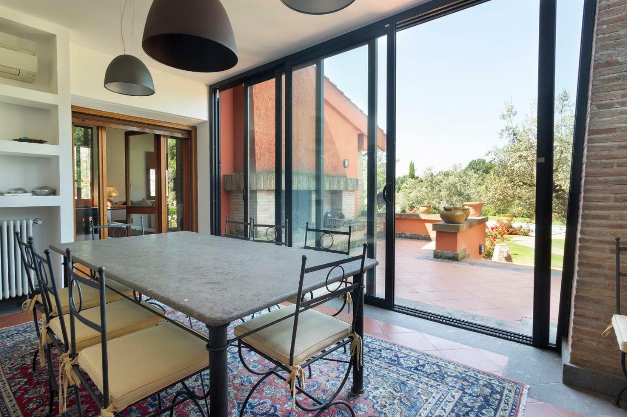 Villa In Via Della Marcigliana Casale Torre San Giovanni Buitenkant foto