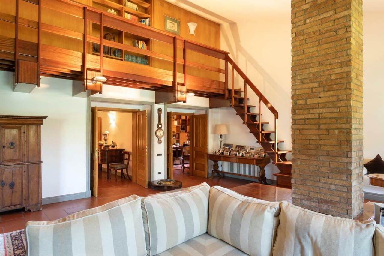 Villa In Via Della Marcigliana Casale Torre San Giovanni Buitenkant foto